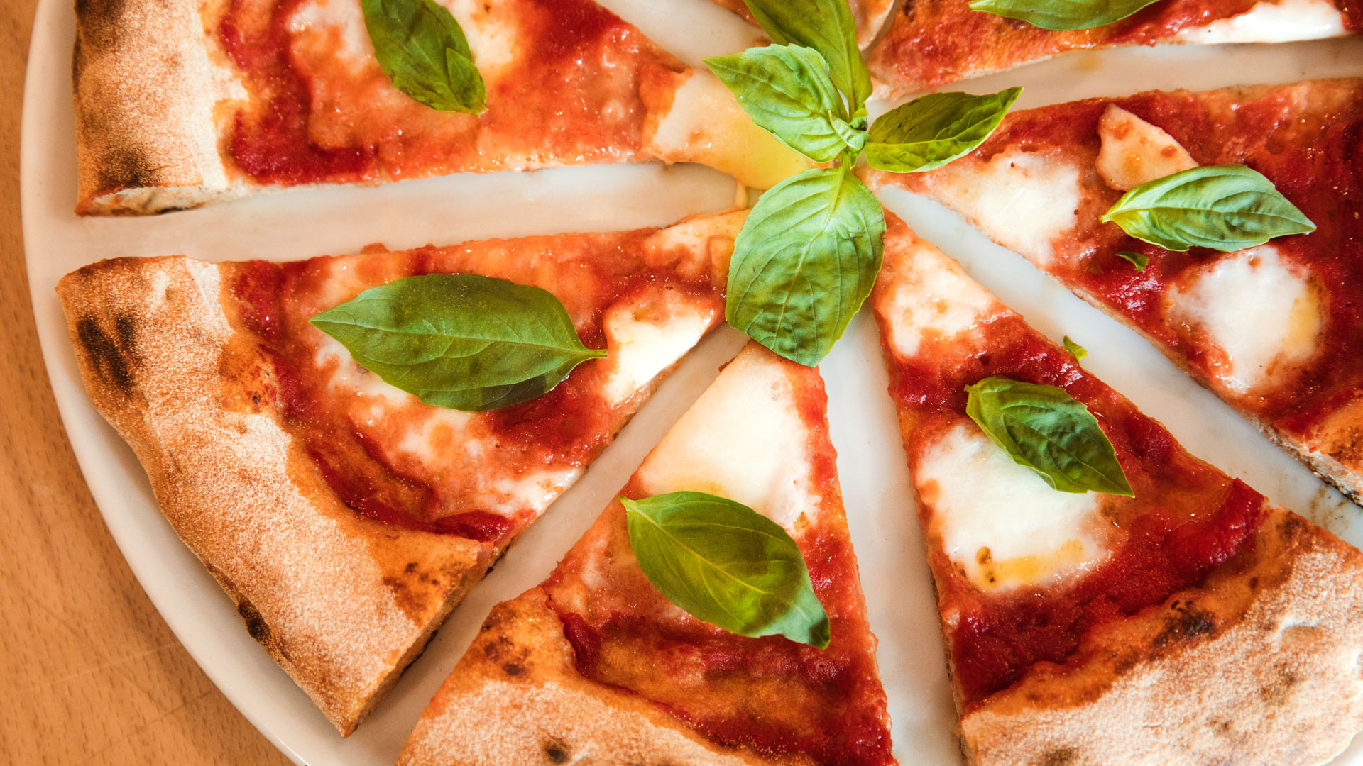 Lezioni di pizza  Come usare le farine migliori per la pizza a casa